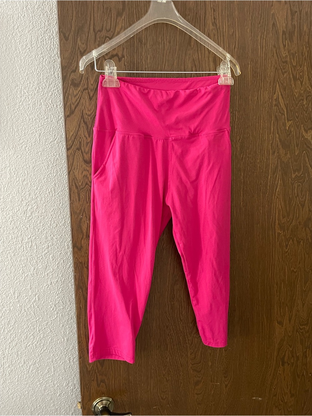 Bright Pink High-Waist Capri Leggings